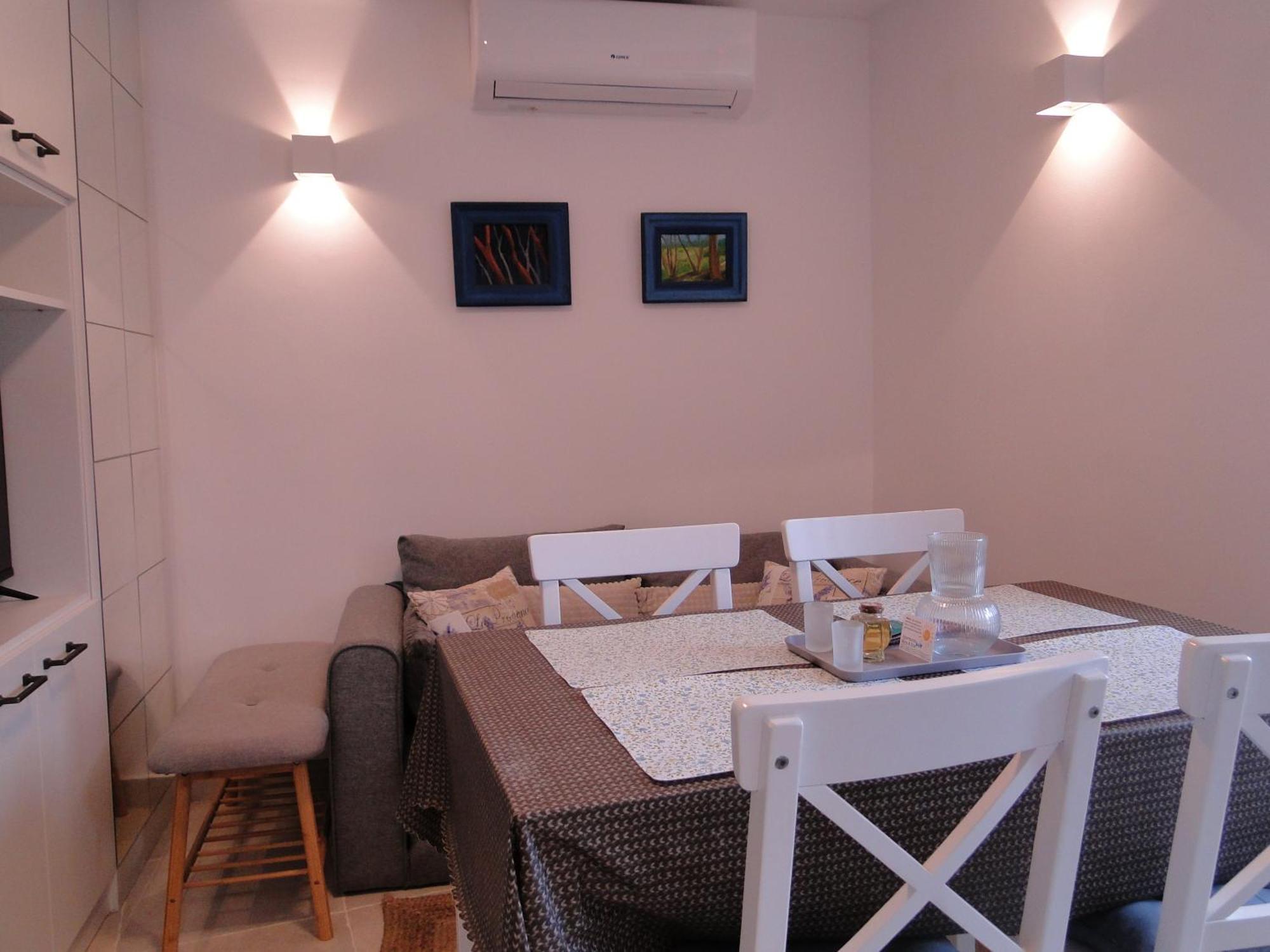 Heritage Apartments Kyra & Fox In Pitve, Hvar Dış mekan fotoğraf